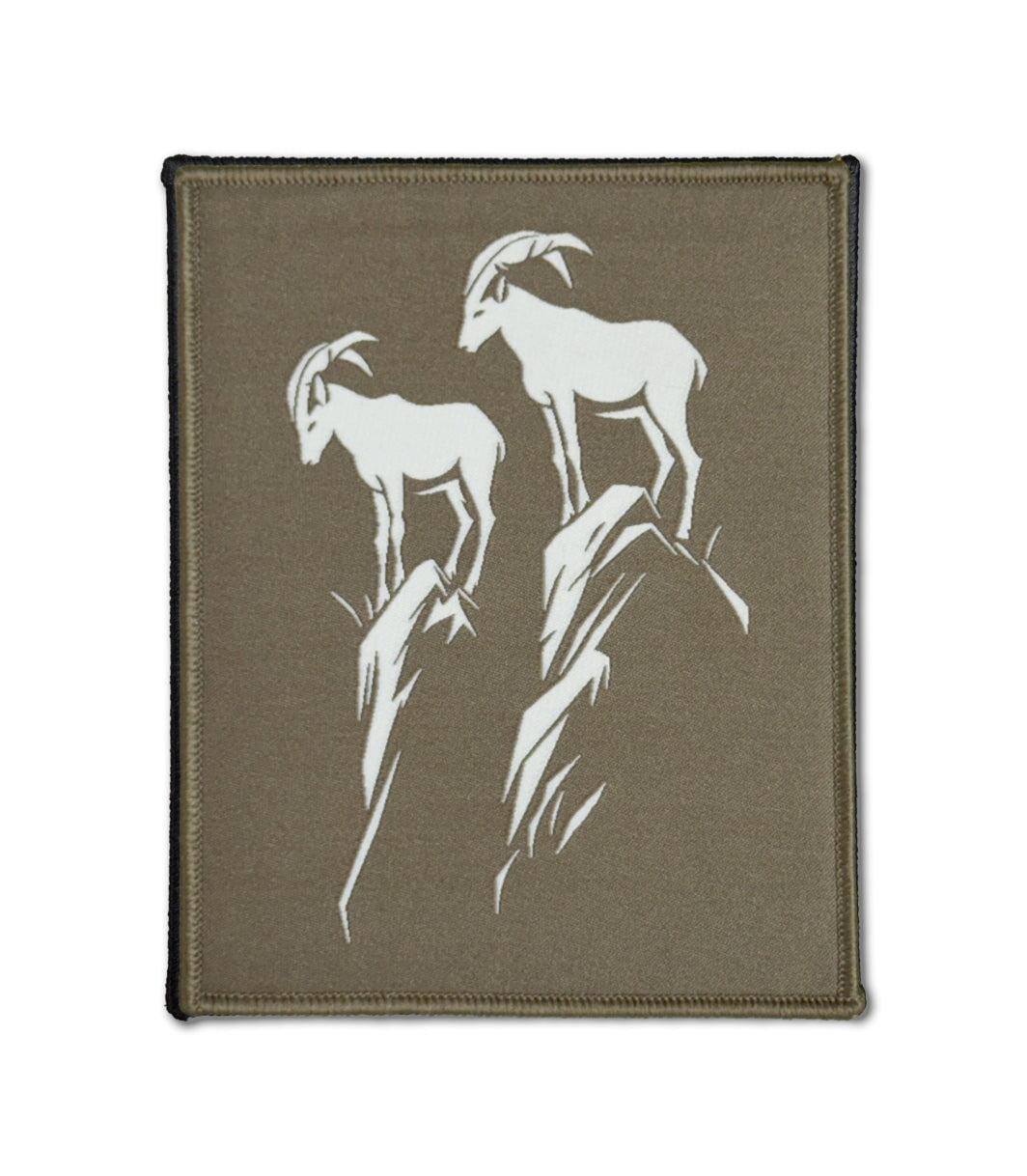 Big Patch Steinböcke Olivgrau