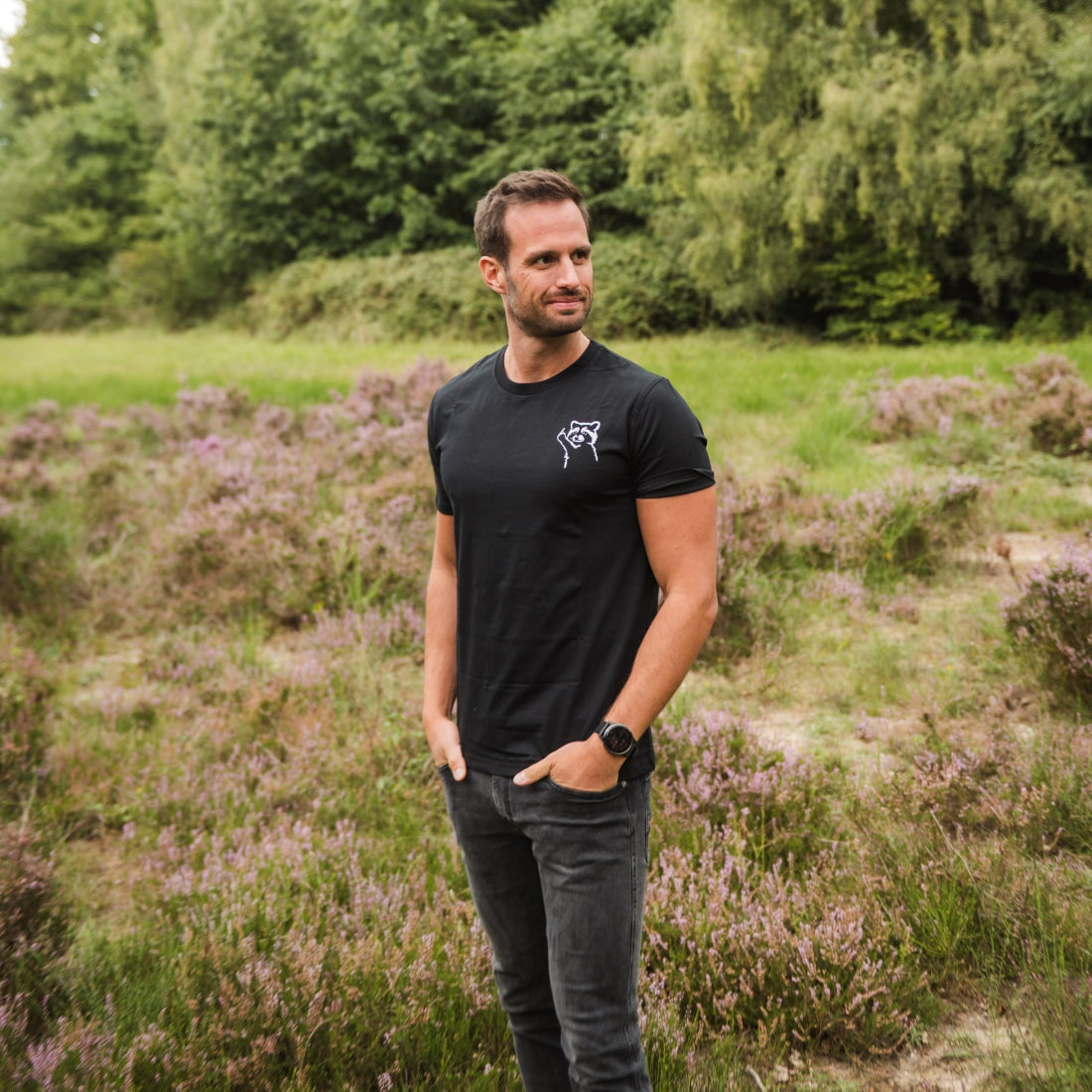 Holzbrüder® Originals - Frecher Waschbär Bio Herren Shirt