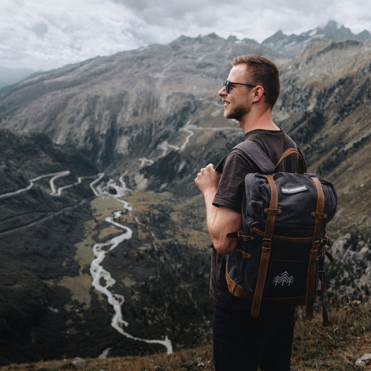Rucksack mit Patch (🌲)